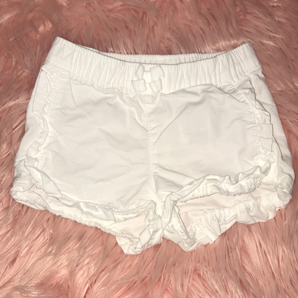 Old Navy Pull On Ruffle White Shorts